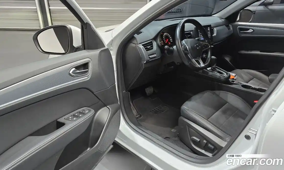 Renault XM3 2023 1.6 Автомат в Москве № 204550, фото 17