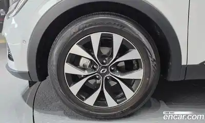 Renault XM3 2023 1.6 Автомат в Москве № 204550, миниатюра 4