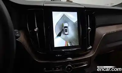 Volvo XC60 2023 2.0 Автомат в Москве № 212858, миниатюра 4