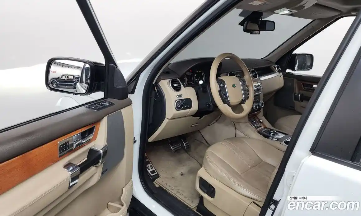 Land Rover Discovery 2013 3.0 Автомат в Москве № 213719, фото 11