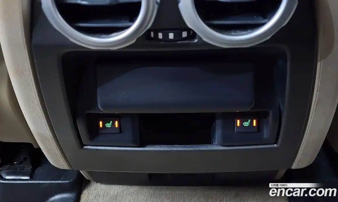 Land Rover Discovery 2013 3.0 Автомат в Москве № 213719, фото 18