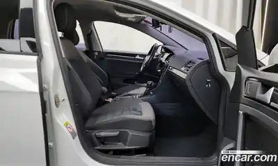 Volkswagen Golf 2015 1.6 Автомат в Москве № 215154, миниатюра 6