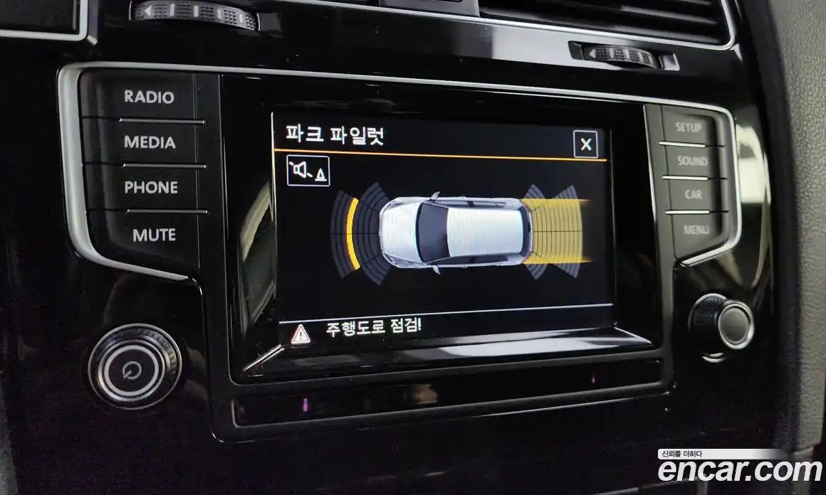 Volkswagen Golf 2015 1.6 Автомат в Москве № 215154, фото 10