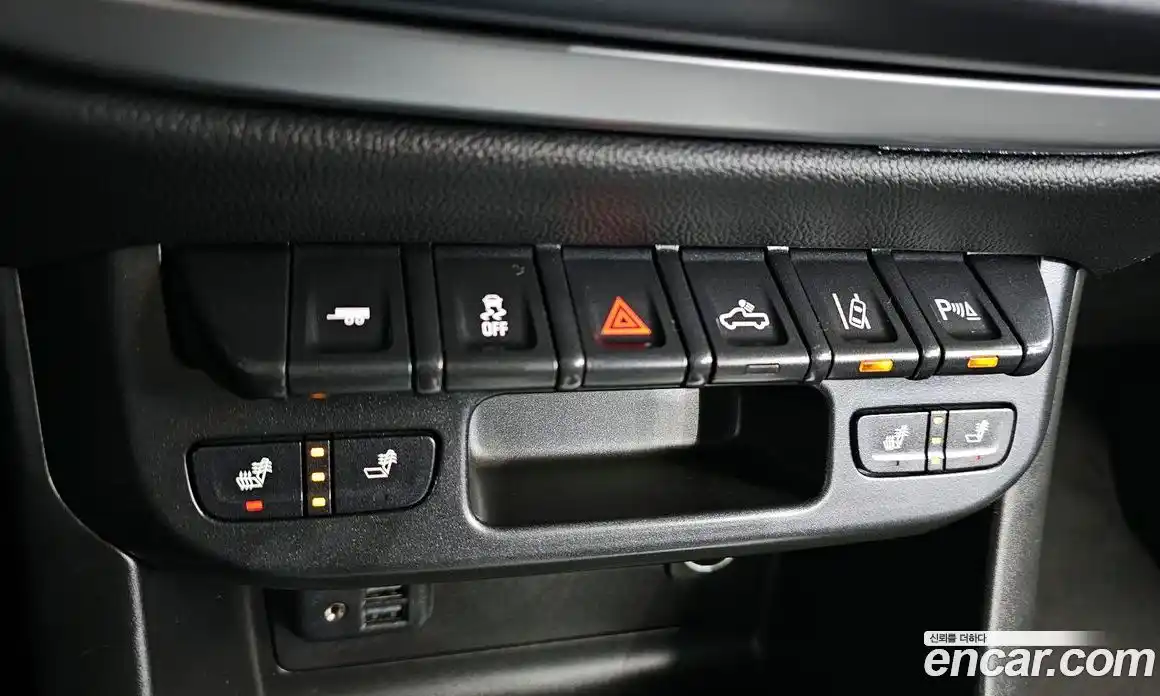 Chevrolet Colorado 2020 3.6 Автомат в Москве № 218264, фото 9