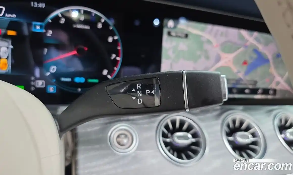 Mercedes-Benz E-Class 2022 3.0 Автомат в Москве № 220733, фото 11