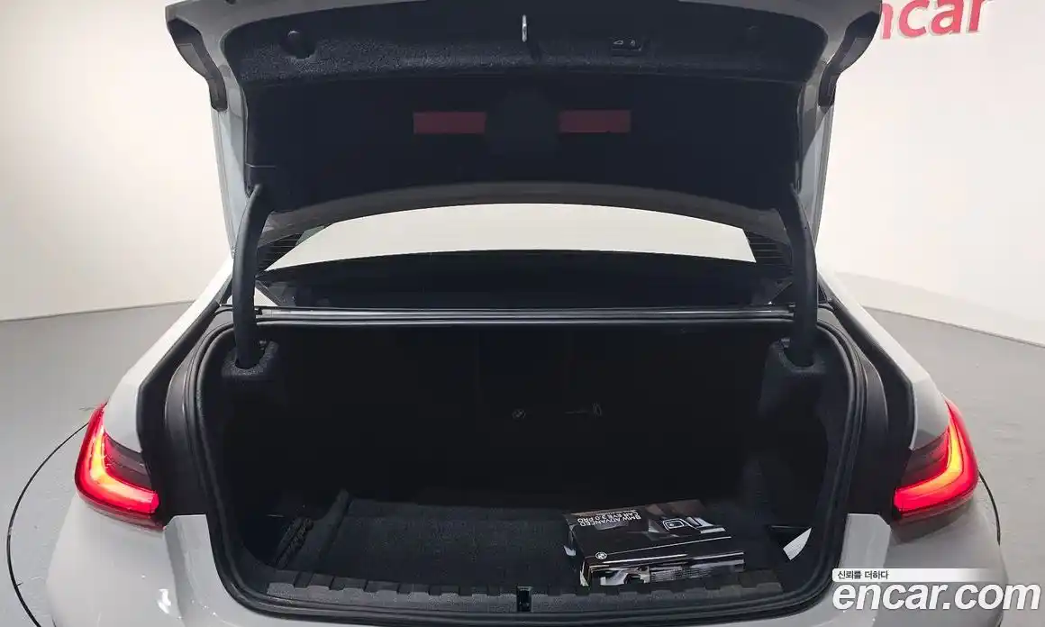 BMW 3-Series 2025 2.0 Автомат в Москве № 227752, фото 6