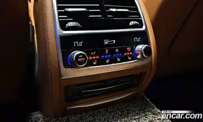 BMW 7-Series 2021 3.0 Автомат в Москве № 228093, миниатюра 3