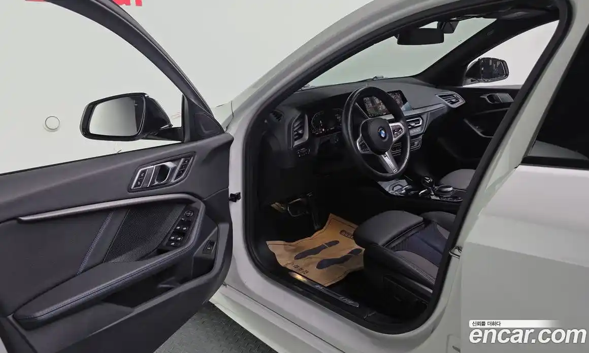 BMW 1-Series 2023 2.0 Автомат в Москве № 228531, фото 19