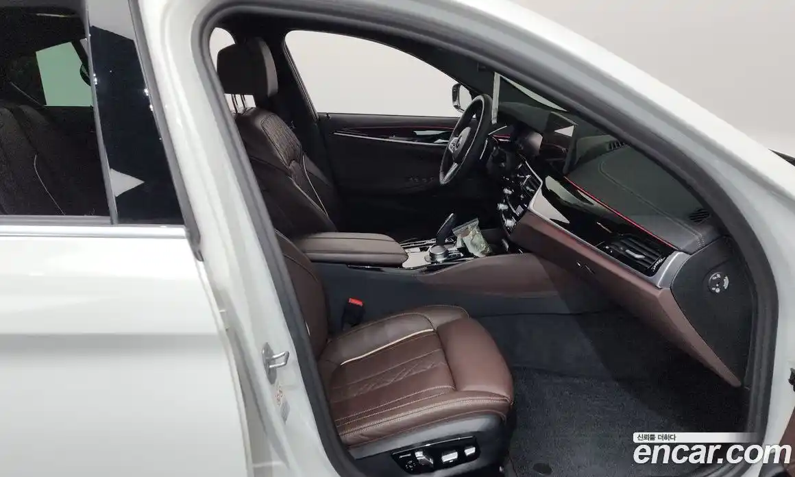 BMW 5-Series 2023 2.0 Автомат в Москве № 228596, фото 4