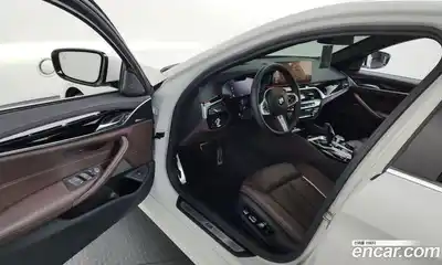 BMW 5-Series 2023 2.0 Автомат в Москве № 228596, миниатюра 9