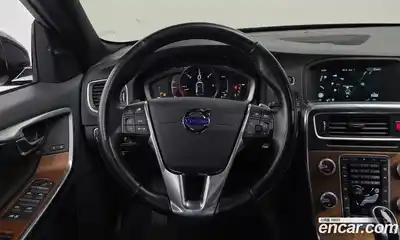 Volvo V60 2016 2.0 Автомат в Москве № 228648, миниатюра 5