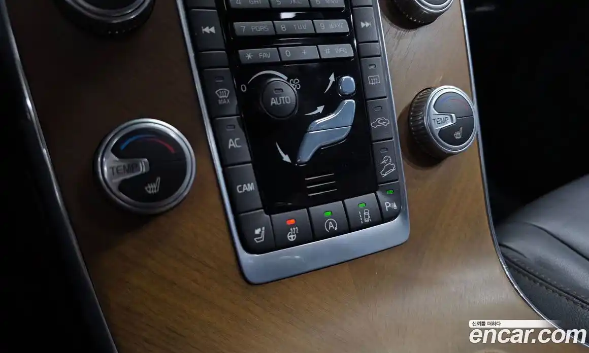 Volvo V60 2016 2.0 Автомат в Москве № 228648, фото 8