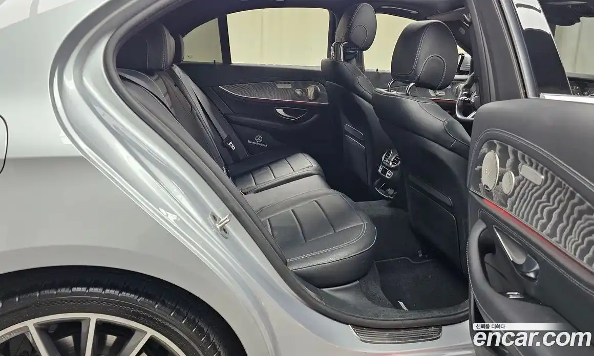 Mercedes-Benz E-Class 2022 2.0 Автомат в Москве № 229598, фото 14