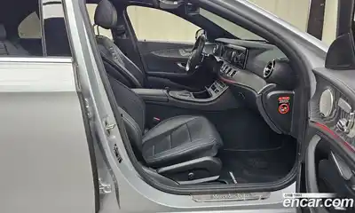 Mercedes-Benz E-Class 2022 2.0 Автомат в Москве № 229598, миниатюра 7