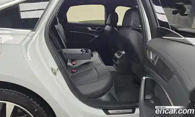 Audi A6 2022 2.0 Автомат в Москве № 229659, миниатюра 11