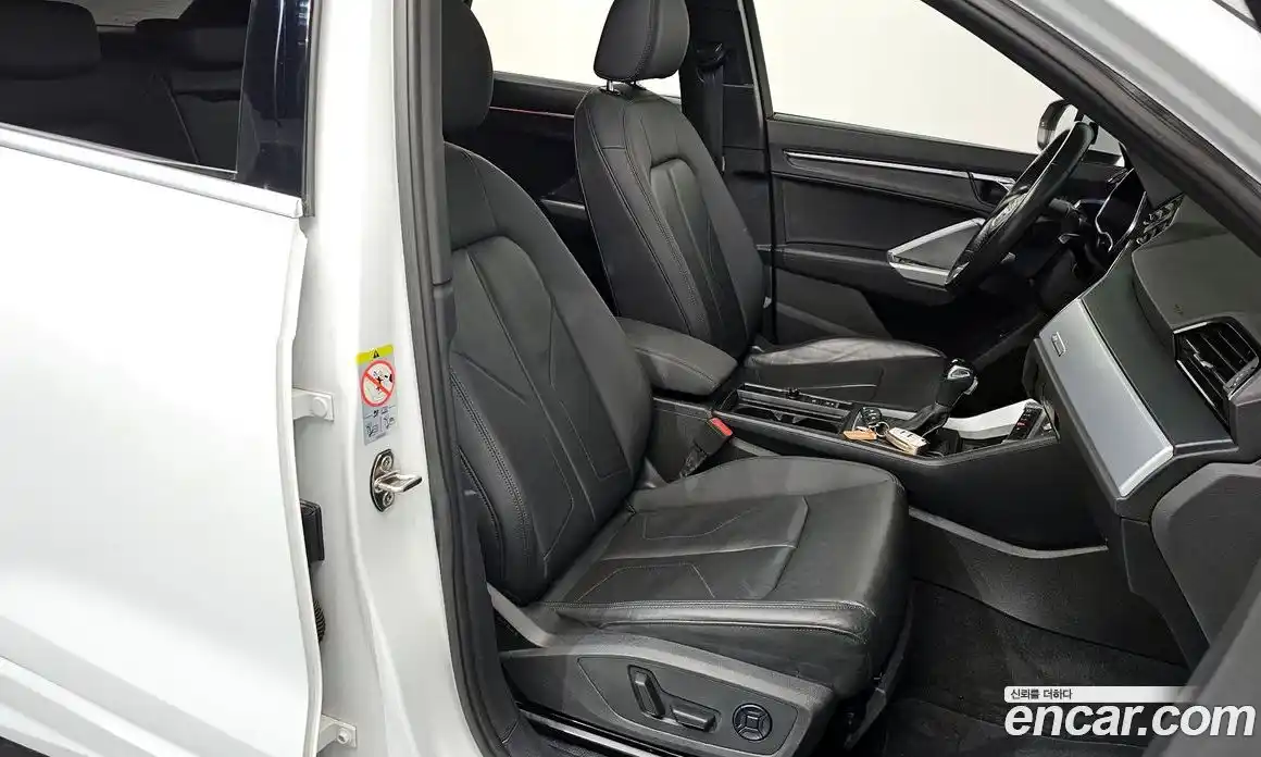 Audi Q3 2020 2.0 Автомат в Москве № 229836, фото 10