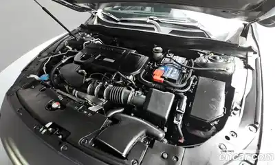 Honda Accord 2019 2.0 Автомат в Москве № 232941, миниатюра 12