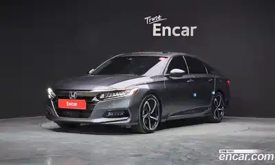 Honda Accord 2019 2.0 Автомат в Москве № 232941, миниатюра 8
