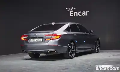 Honda Accord 2019 2.0 Автомат в Москве № 232941, миниатюра 9