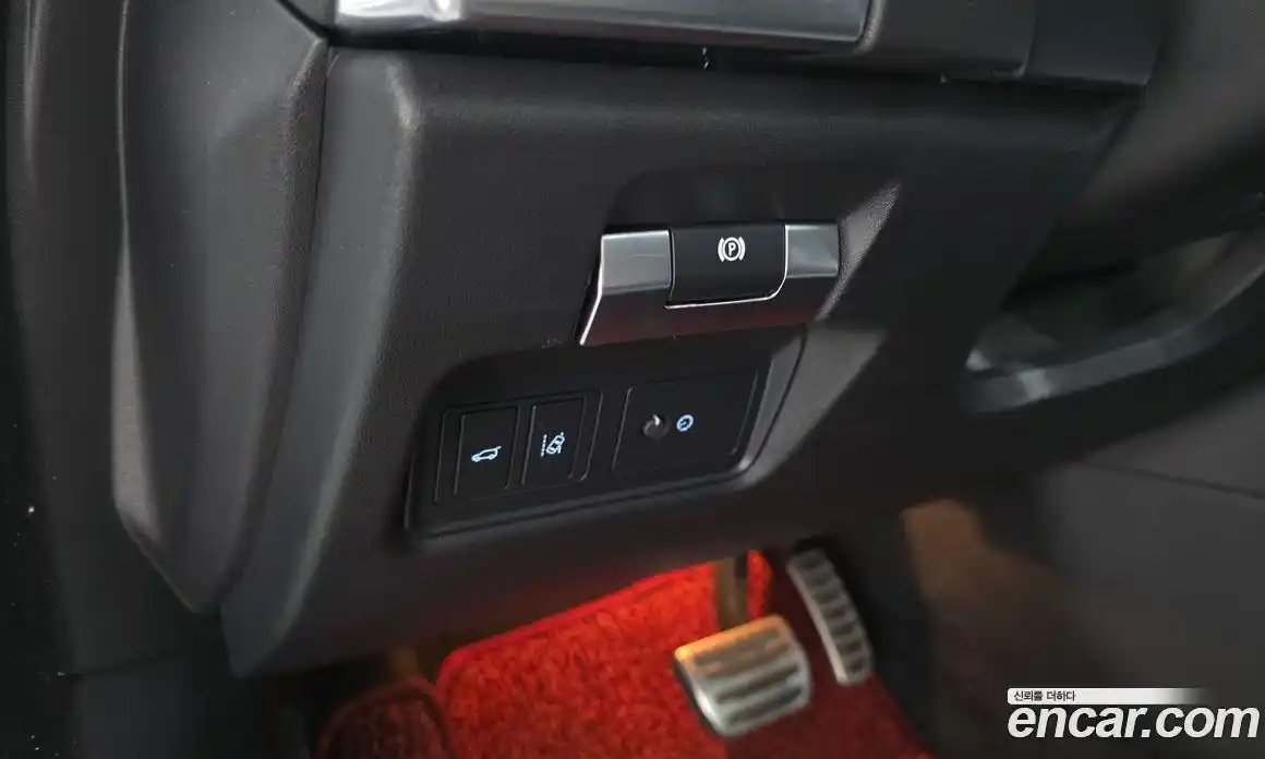 Jaguar E-Pace 2020 2.0 Автомат в Москве № 238036, фото 3