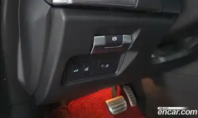 Jaguar E-Pace 2020 2.0 Автомат в Москве № 238036, миниатюра 3