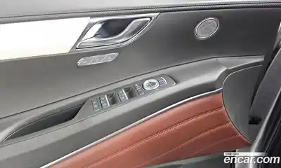Genesis GV80 2024 2.5 Автомат в Москве № 24587, миниатюра 2