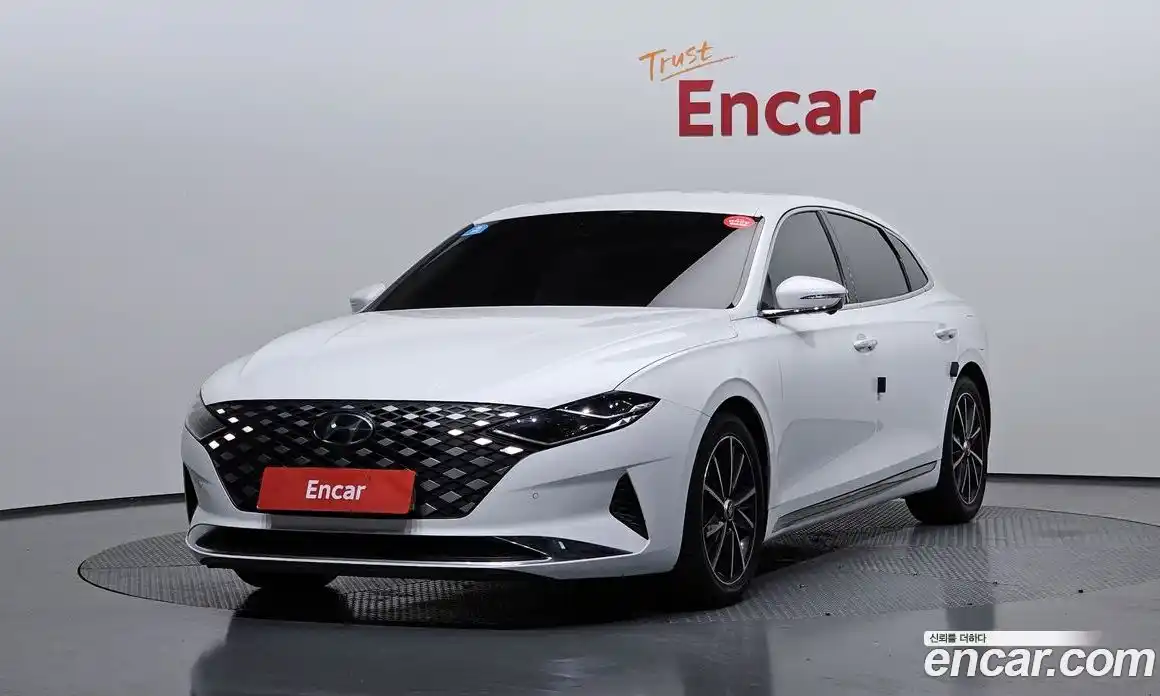 Hyundai Grandeur 2022 2.5 Автомат в Москве № 246556, фото 7