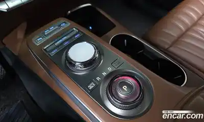 Genesis GV70 2022 2.5 Автомат в Москве № 25197, миниатюра 7