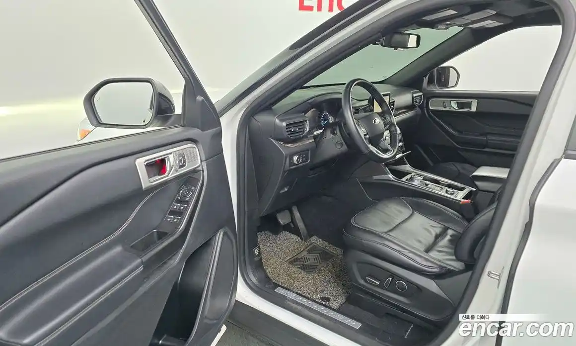 Ford Explorer 2020 2.3 Автомат в Москве № 255604, фото 12