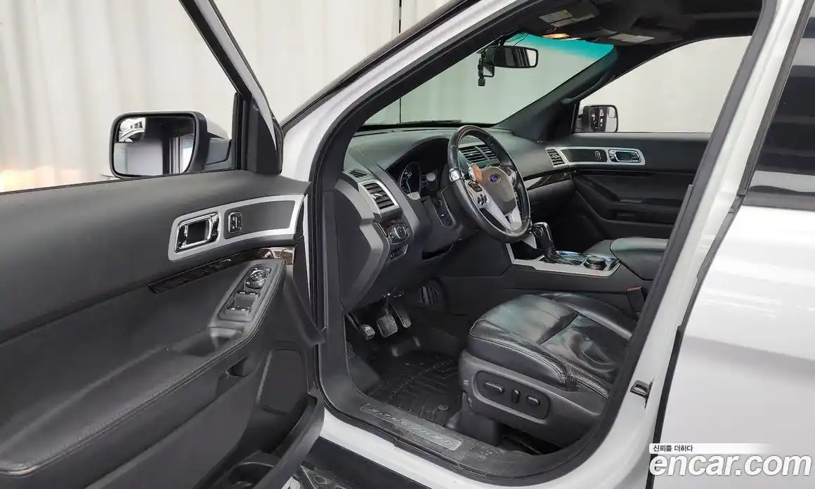 Ford Explorer 2013 3.5 Автомат в Москве № 255693, фото 17