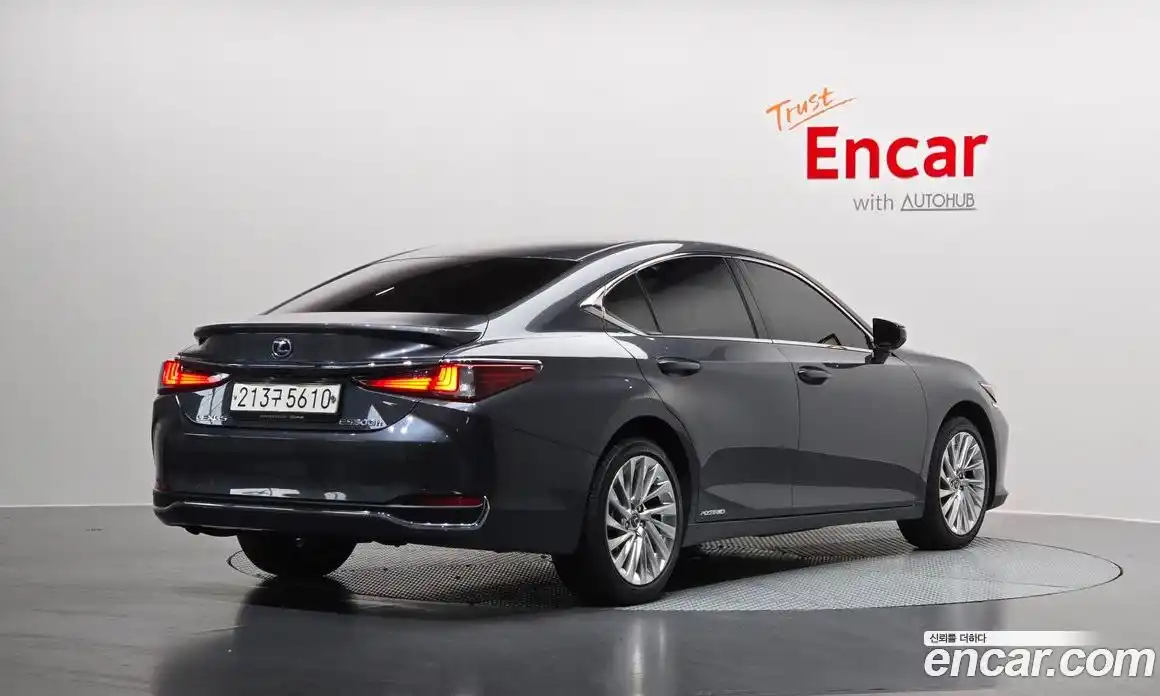 Lexus ES 2022 2.5 Автомат в Москве № 272345, фото 16