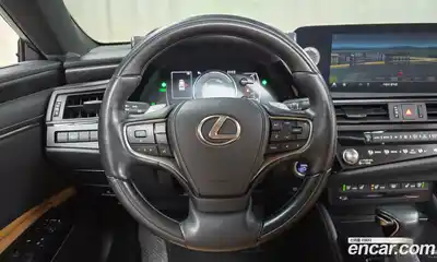 Lexus ES 2022 2.5 Автомат в Москве № 272345, миниатюра 9