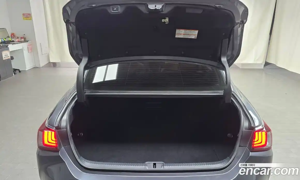 Lexus ES 2022 2.5 Автомат в Москве № 272345, фото 10