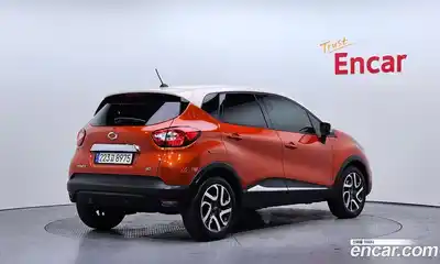 Renault QM3 2015 1.5 Автомат в Москве № 276609, миниатюра 2