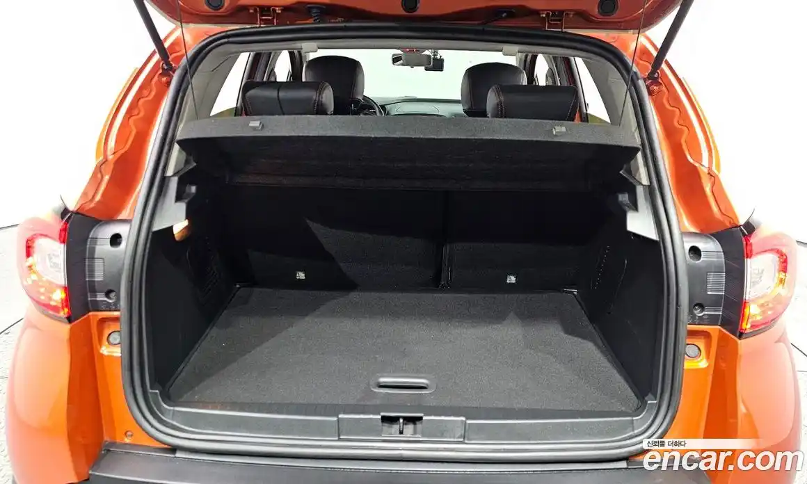 Renault QM3 2015 1.5 Автомат в Москве № 276609, фото 3