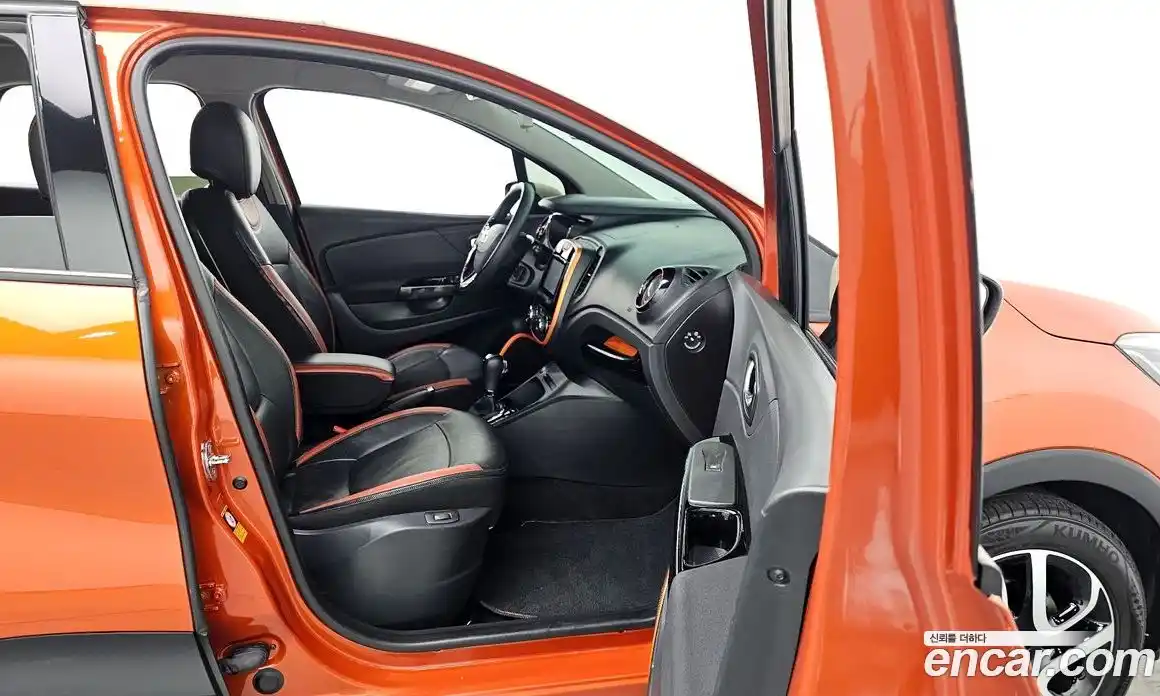 Renault QM3 2015 1.5 Автомат в Москве № 276609, фото 10