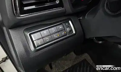 SsangYong TIBOLI 2021 1.5 Автомат в Москве № 28154, миниатюра 3