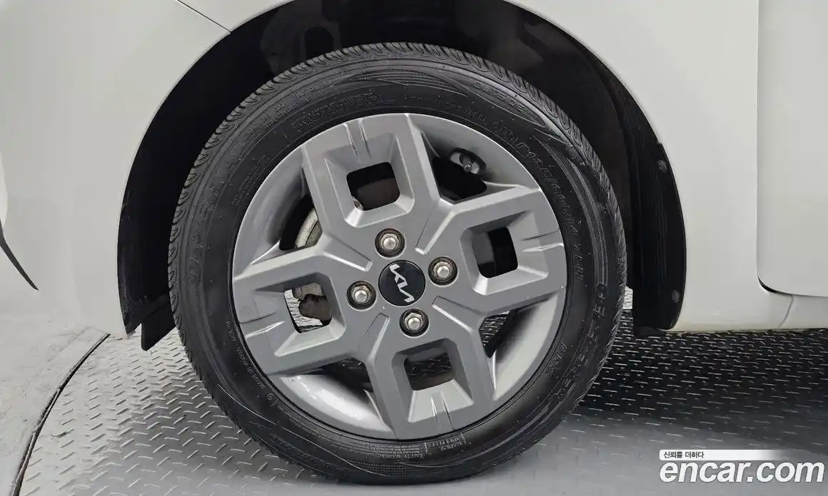 Kia Ray 2023 1.0 Автомат в Москве № 287560, фото 9