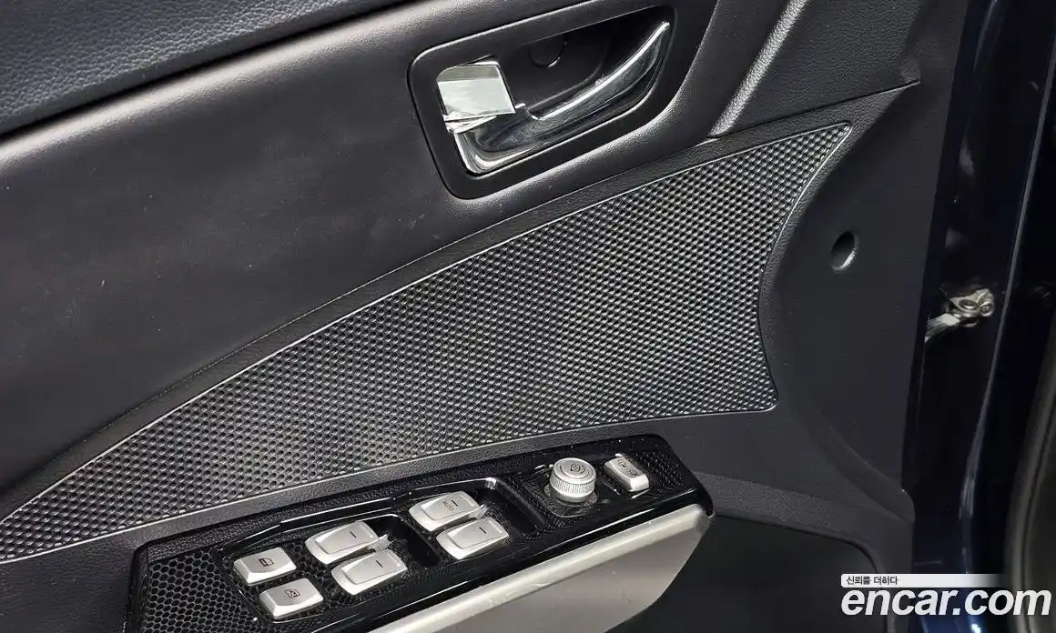 SsangYong TIBOLI 2016 1.6 Автомат в Москве № 28857, фото 20