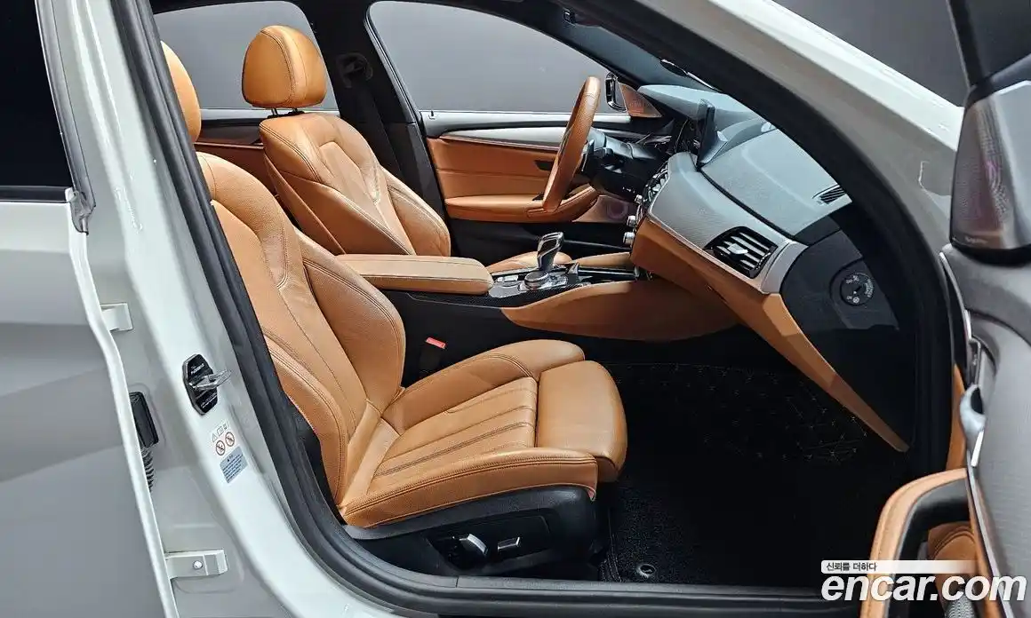 BMW 5-Series 2018 2.0 Автомат в Москве № 306625, фото 11