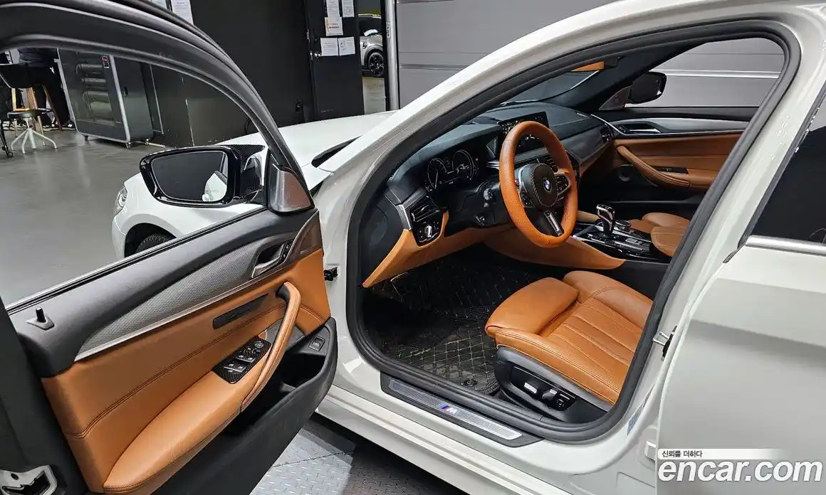 BMW 5-Series 2018 2.0 Автомат в Москве № 306625, фото 14