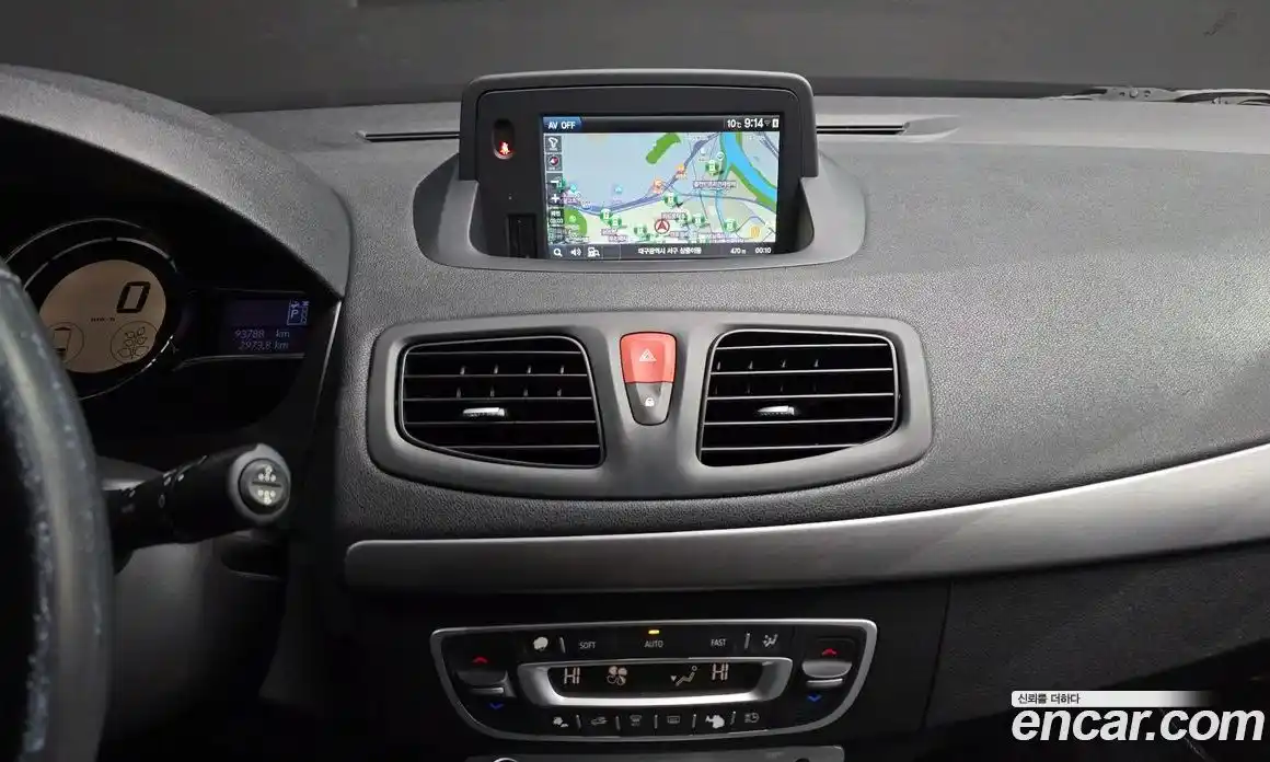 Renault SM3 2018 0.1 Автомат в Москве № 316937, фото 13