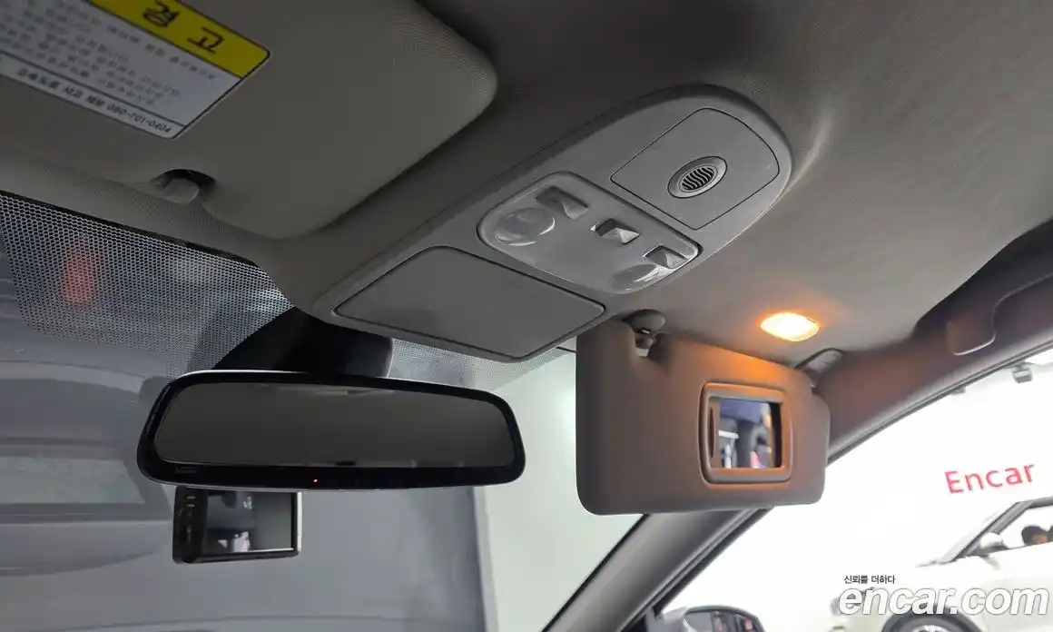 Renault SM3 2018 0.1 Автомат в Москве № 316937, фото 17