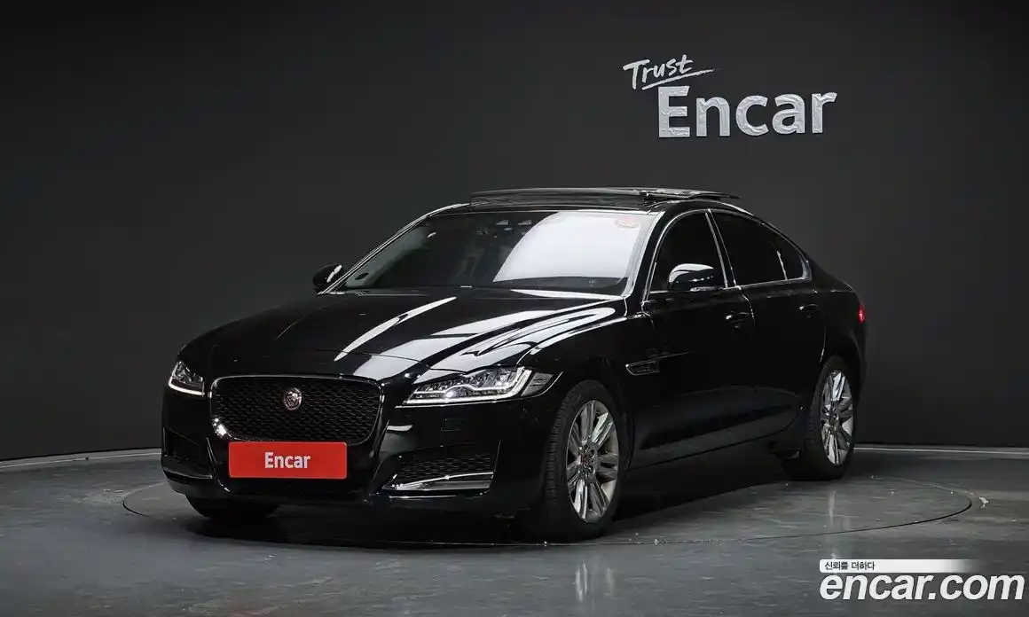 Jaguar XF 2019 2.0 Автомат в Москве № 320145, фото 16