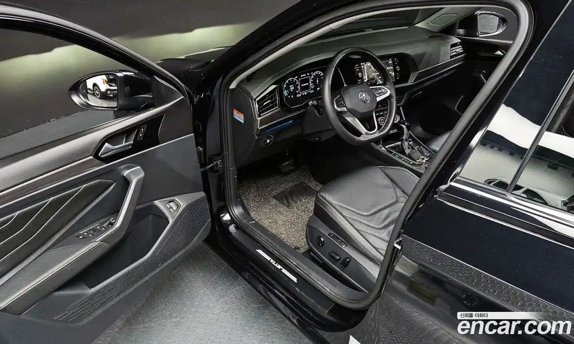 Volkswagen Jetta 2023 1.5 Автомат в Москве № 329781, фото 17