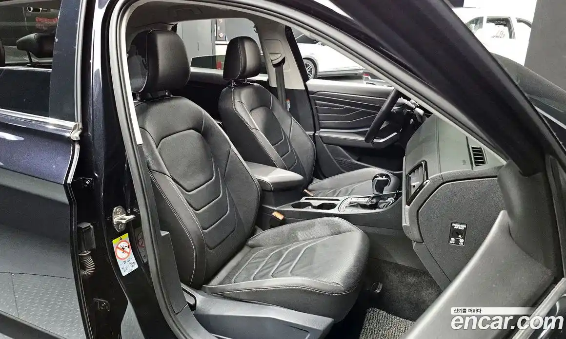 Volkswagen Jetta 2023 1.5 Автомат в Москве № 329781, фото 19