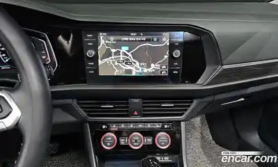 Volkswagen Jetta 2023 1.5 Автомат в Москве № 329781, миниатюра 9