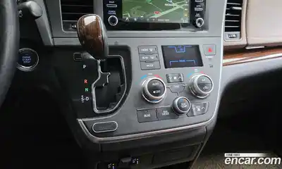 Toyota Sienna, 2018