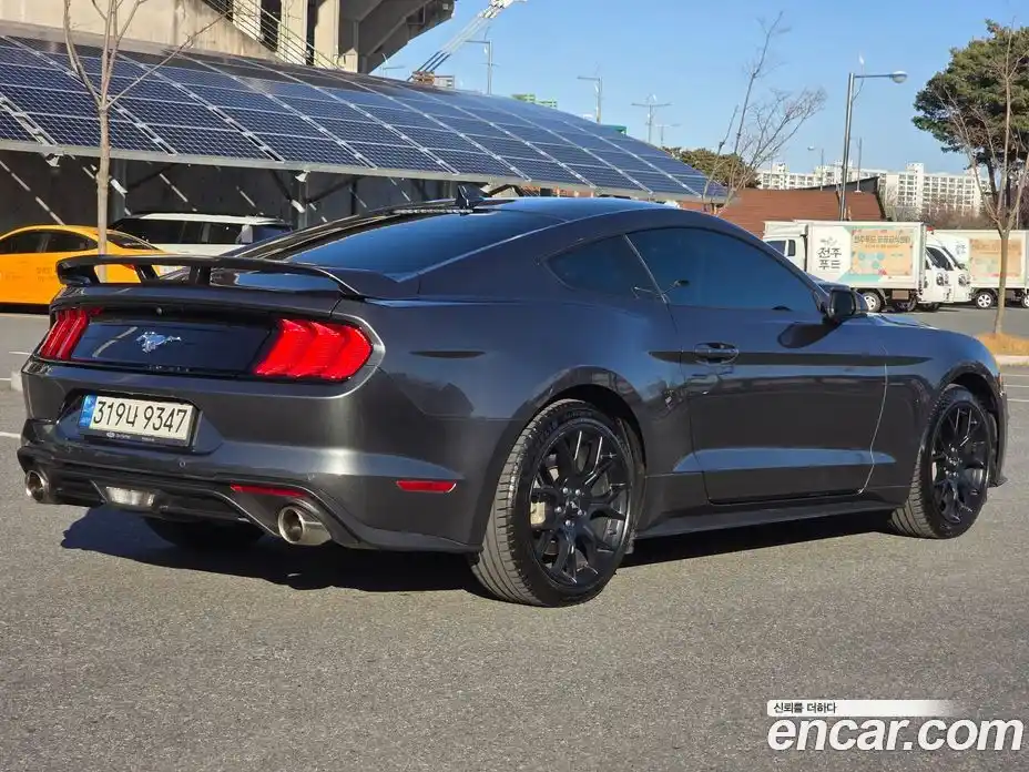 Ford Mustang 2020 2.3 Автомат в Москве № 337229, фото 16