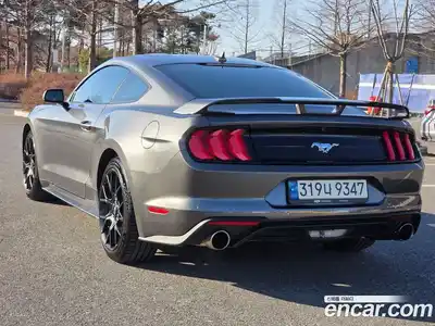 Ford Mustang 2020 2.3 Автомат в Москве № 337229, миниатюра 4